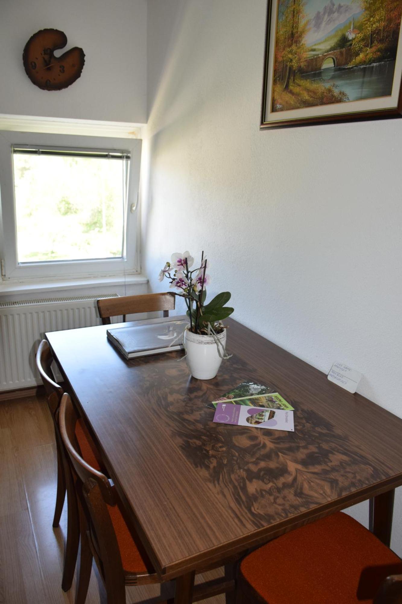 Apartma Narava Begunje pri Cerknici Pokój zdjęcie